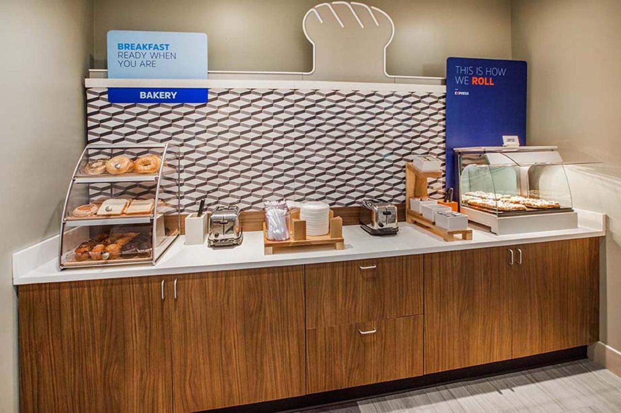 Holiday Inn Express Hotel & Suites Scott-Lafayette West By Ihg Kültér fotó